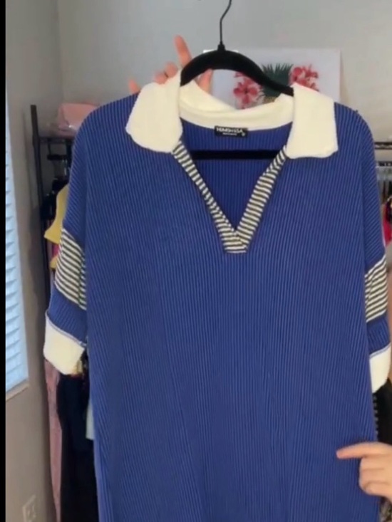 HEIMISH USA Tops - HEIMISH USA Blue Knit V-neck Sweater with White Collar and Blue Stripes 1X